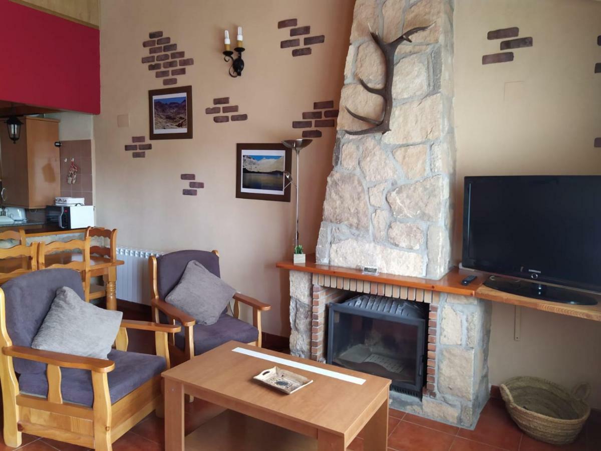 Casa Rural Gredos San Martin de la Vega del Alberche Luaran gambar